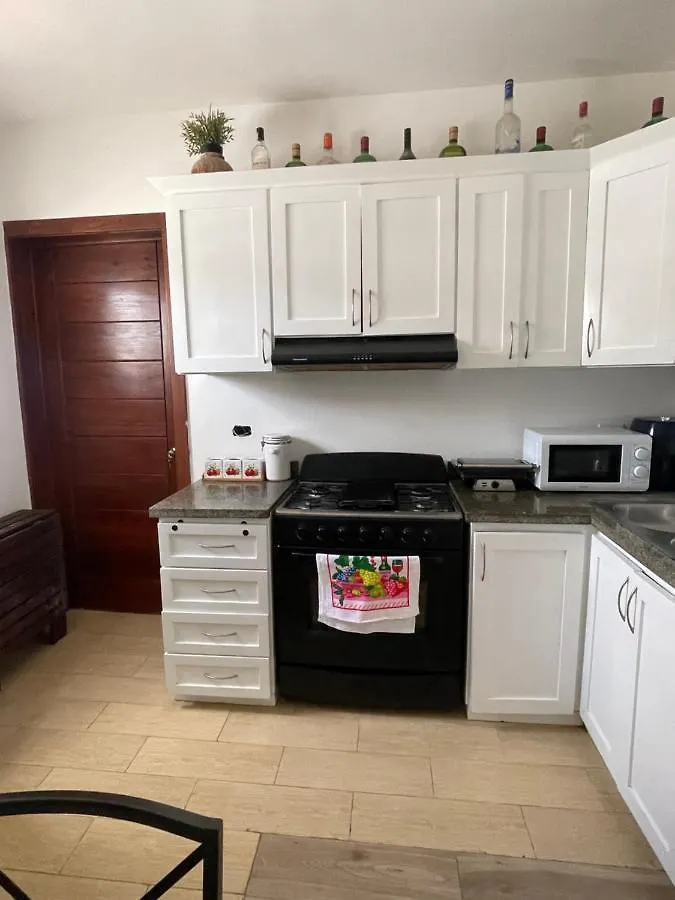 Apartamento Amueblado Para 7 Personas, En El Area De Bayahibe. A 5 Minutos De La Playa Caminando. La Vacama Apartment